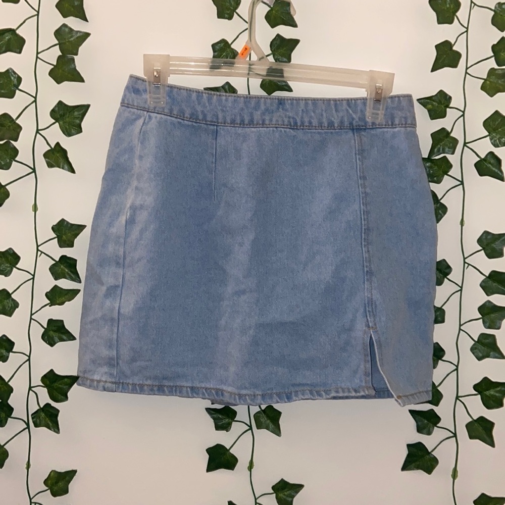 Forever 21 denim mini skirt